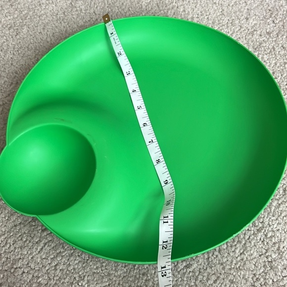“Plastic Green-Serving Tray” - Picture 4 of 5